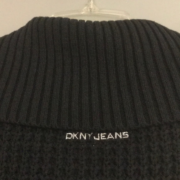 DKNY XS. long sweater - Picture 5 of 5